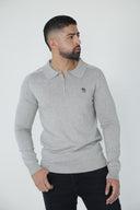 Buso de punto con cuello camisero y media cremallera — Ref. 502602