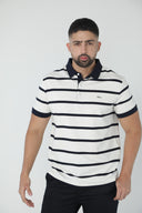 Polo de rayas finas con cuello y puños en contraste — Ref. 202602
