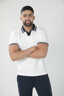 Polo en tejido texturizado con cuello abierto — Ref. 202603