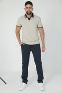 Polo en tejido texturizado con cuello abierto — Ref. 202603