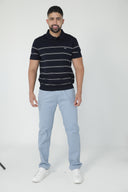 Polo de rayas finas dobles con cuello sólido — Ref. 202605