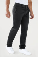 Pantalón chino de corte entubado — Ref. 102603-3